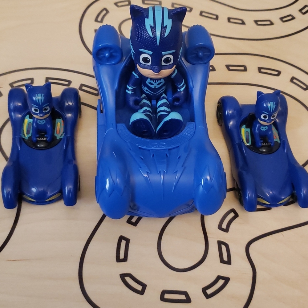 PJ Mask Vehicles and Characters